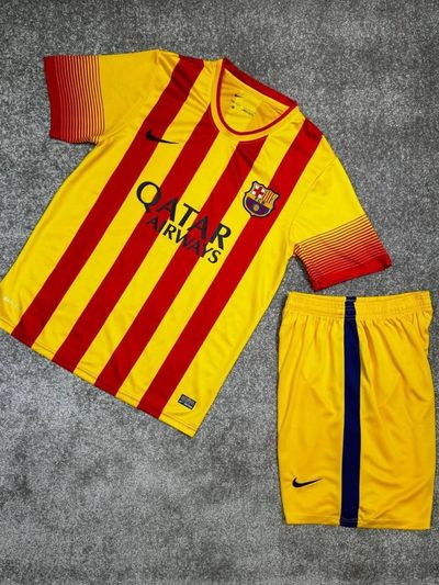 کیت دوم بارسلونا 2013 تیشرت با شورت