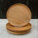 پیش دستی یک تکه چوب گردو