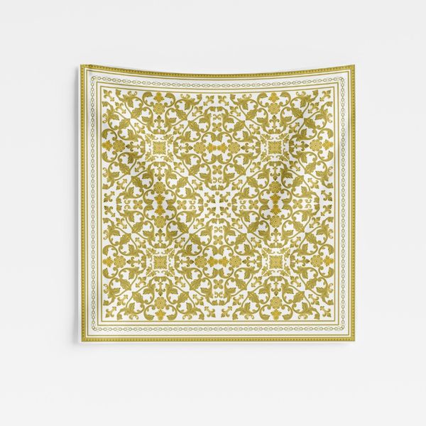 روسری طرح نقشینه زرد رنگ