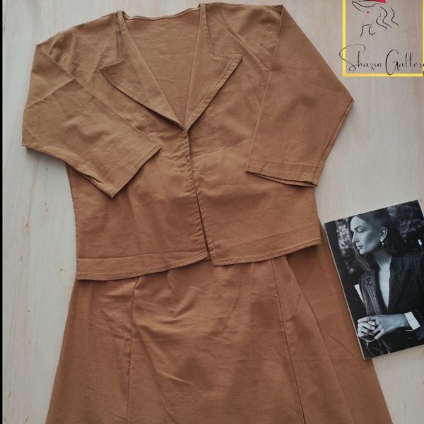 ست کت و دامن