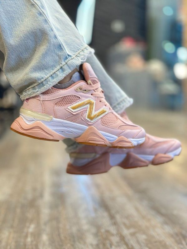 کتونی نیوبالانس ❤️