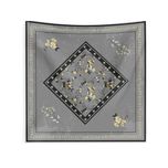 روسری طرح گل زنبق زرد (طوسی رنگ )