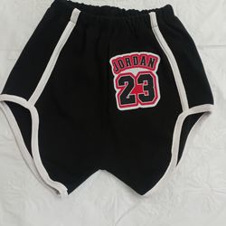 شورتک مشکی نوار سفید چاپ 23