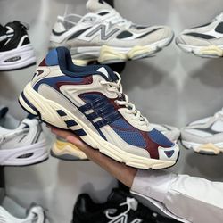 کتونی ادیداس فارماتون وارداتی ویتنام مستر کوالیتی a , سایز 40 تا 45 ، تک فروشی به قیمت عمده . .adidas response