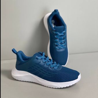 کتونی استوک اروپایی کله غازی زنانه برند کریویت