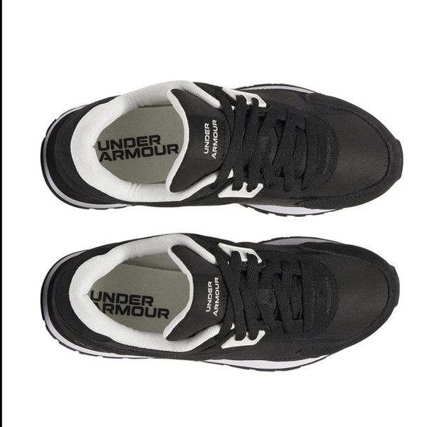 UNDER ARMOUR Gs Essential