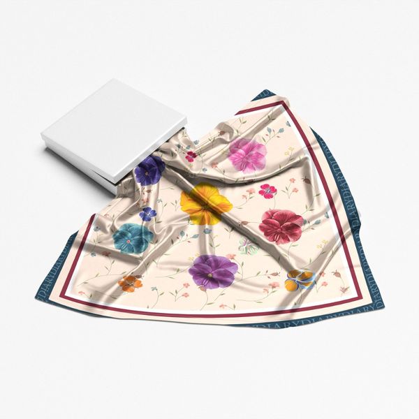 بنفشه ایرانی کرم رنگ