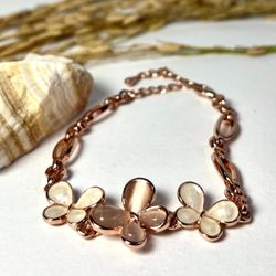 دستبند زنانه کلیو مدل پروانه