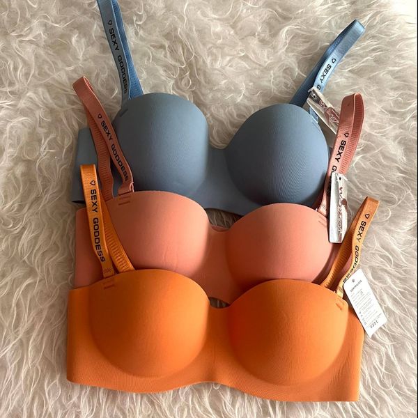 سوتین لیزری دکلته