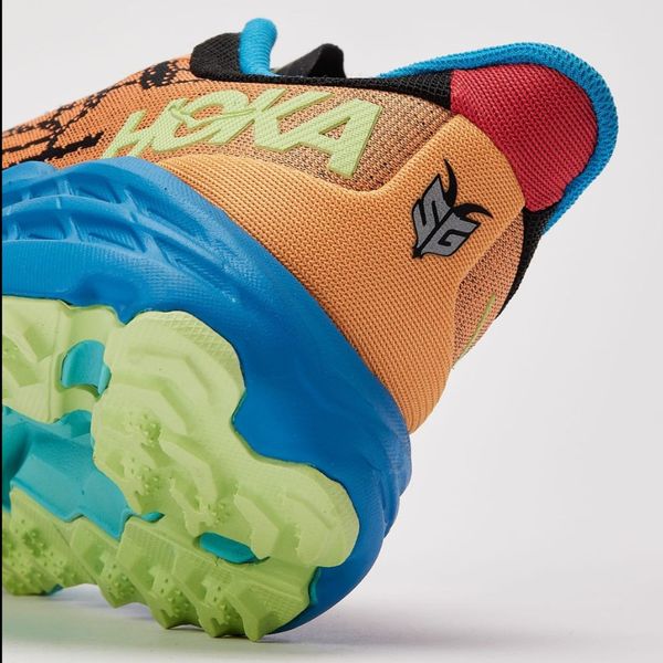 HOKA Speedgoat 5