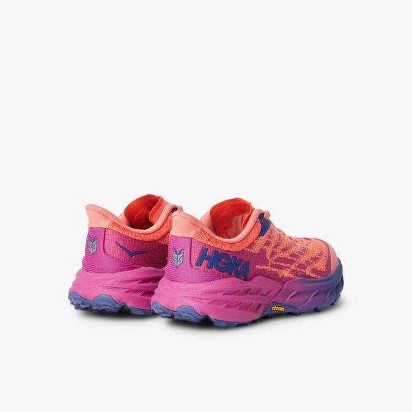 HOKA Speedgoat 5 pink