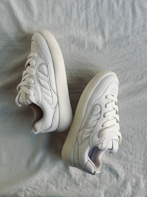 ونس اسپرت مینیمال