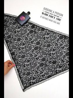 روسری سه گوش دور دانتل