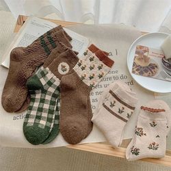 جوراب ساقدار طرح گل