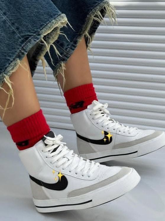 نیم ساق نایک