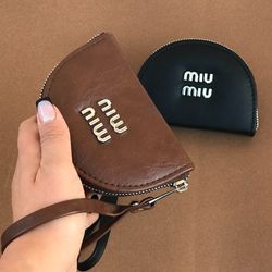 کیف جاکارتی miu miu
