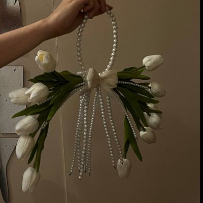 دسته گل عروس لاله اروپایی ترند 12 شاخه