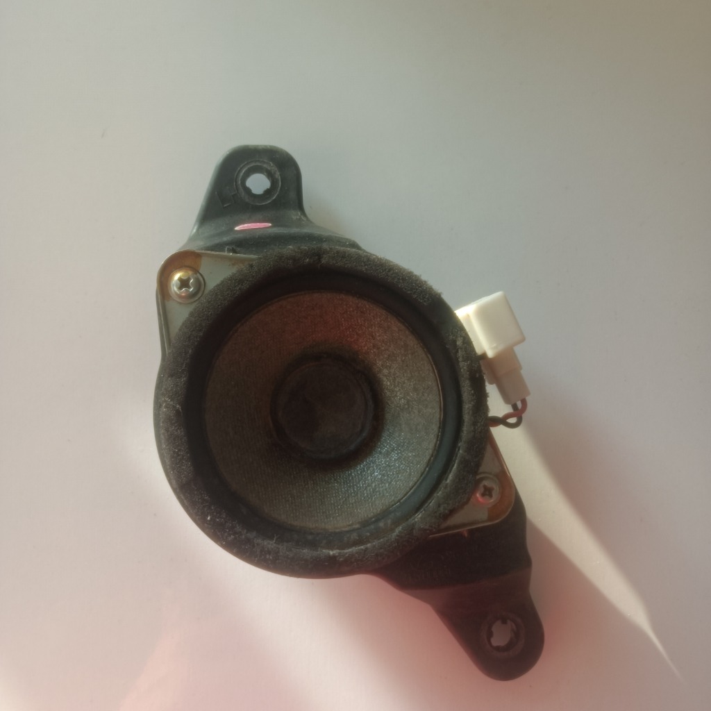 ساب اسپیکر عقب سانتافه ix45 چپ (فابریک جنیون کره در حد نو) 963602W100