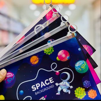 پوشه A5  طرح  فضانورد