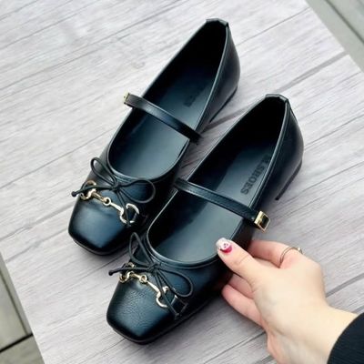 کالج پاپیونی سگک دار