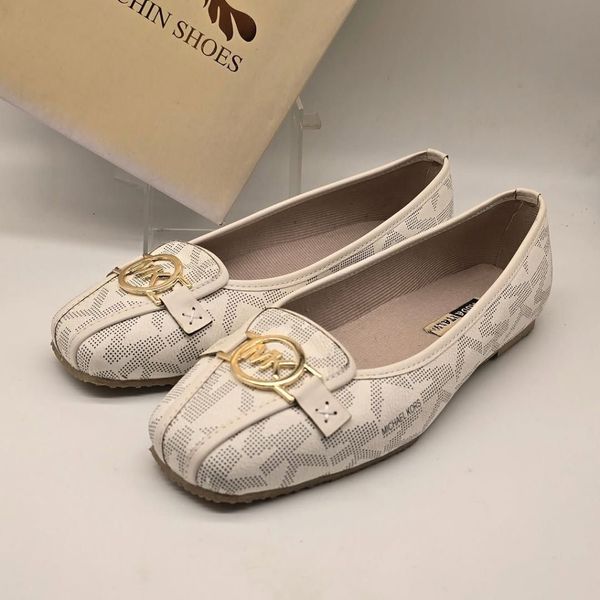 کالج مایکل کورس