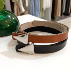 کمربند سگک مثلتی