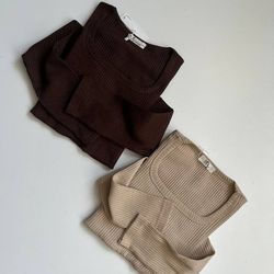 بلوز آستین بلند یقه خشتی پنبه کبریتی