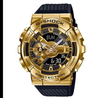 ساعت مچی مردانه G-SHOCk کاسیو  مدل GM-110G-1A9 اصالت ژاپن  ضد اب تا عمق 200 متر