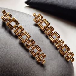 گوشواره میخی بلند آبکاری طلا طرح زنجیر بافت (یا آجری) زنانه | مدل مجلسی ترند کد S15