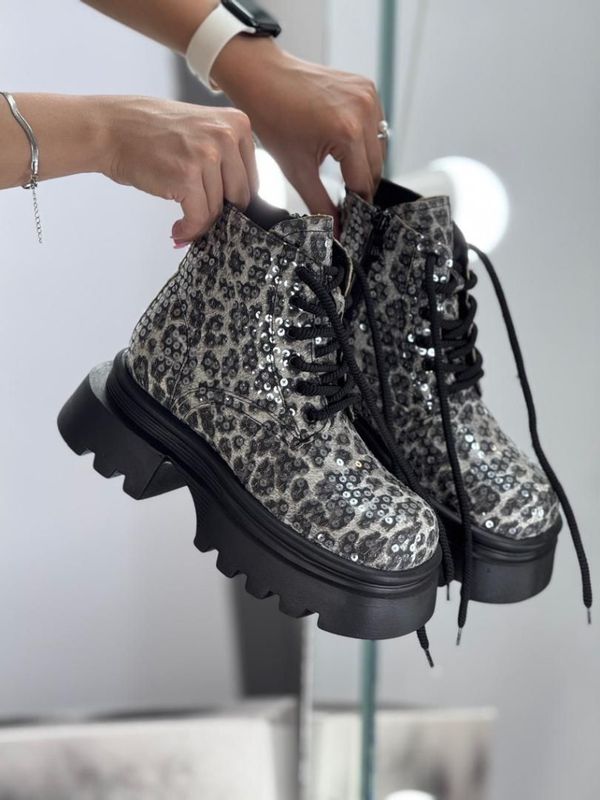 نیم بوت پلنگی