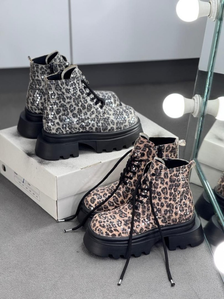 نیم بوت پلنگی