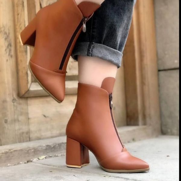 بوت مجلسی پاشنه دار مدل جلو زیپ