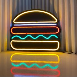 تابلو نئون همبرگر ابعاد 25*32