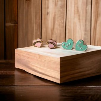 پک گوشواره میخی قلب رنگی طرح BFF کد M293