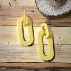 گوشواره فانتزی طرح حلقههای زنجیر لیمویی ترند و سبک کد M143