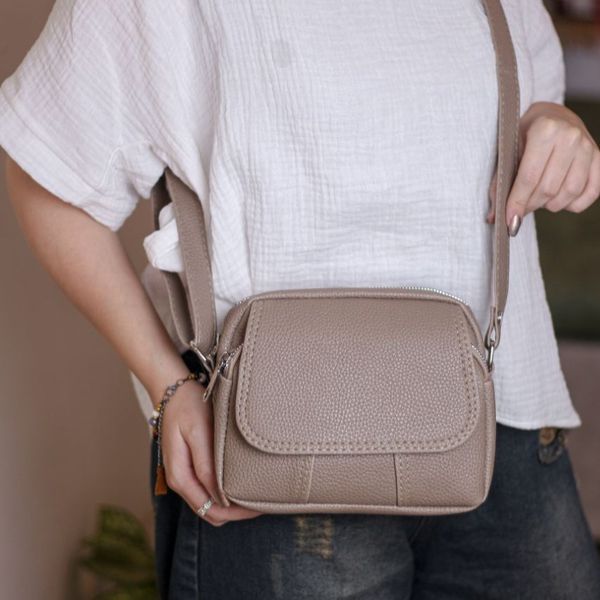 کیف دوشی زنانه مدل فلویا کد 1297