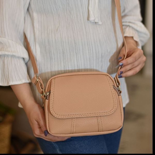 کیف دوشی زنانه مدل فلویا کد 1297