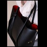 کیف مجلسی زنانه شیک داخل قرمز لارا کد 1435