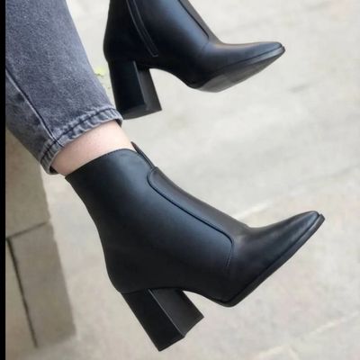 نیمبوت مجلسی پاشنه دار زنانه در دو رنگ مشکی و عسلی