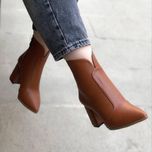 نیمبوت مجلسی پاشنه دار زنانه در دو رنگ مشکی و عسلی