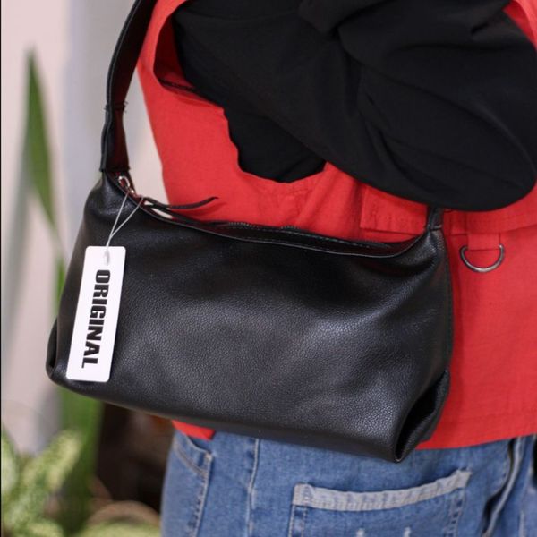 کیف دوشی زنانه مدل دسته پهن کد 1664