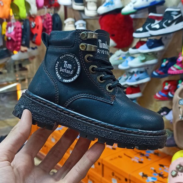 نیم بوت بچگانه پسرانه و دخترانه مدل Timberland