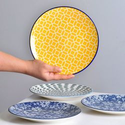 پیش دست طرح دار