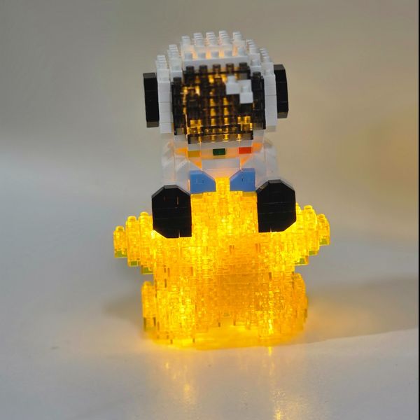 لگو فضانورد چراغدار