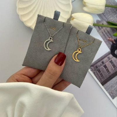 گردنبند ماه