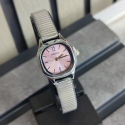 ساعت مچی زنانه مدل نایدو با صفحه 6ضلعی و قفل ریلی