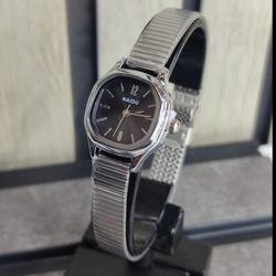 ساعت مربعی زنانه نایدو با قفل ریلی و بند استیل