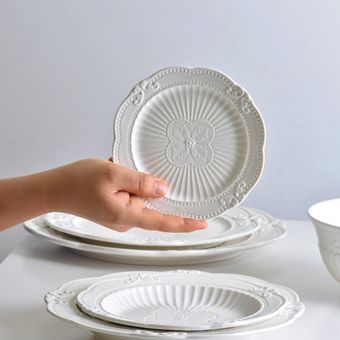 کیک خوری سفید