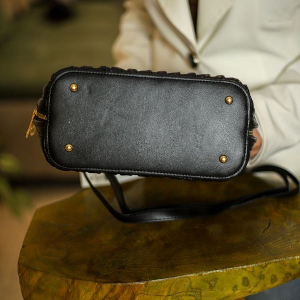 کیف مجلسی زنانه گلدوزی شده کد 1812