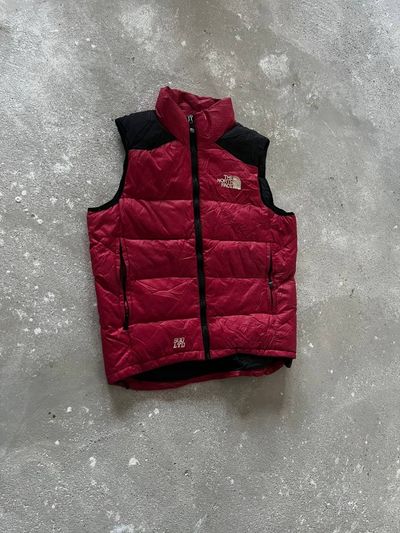 پافر North Face رنگ قرمز